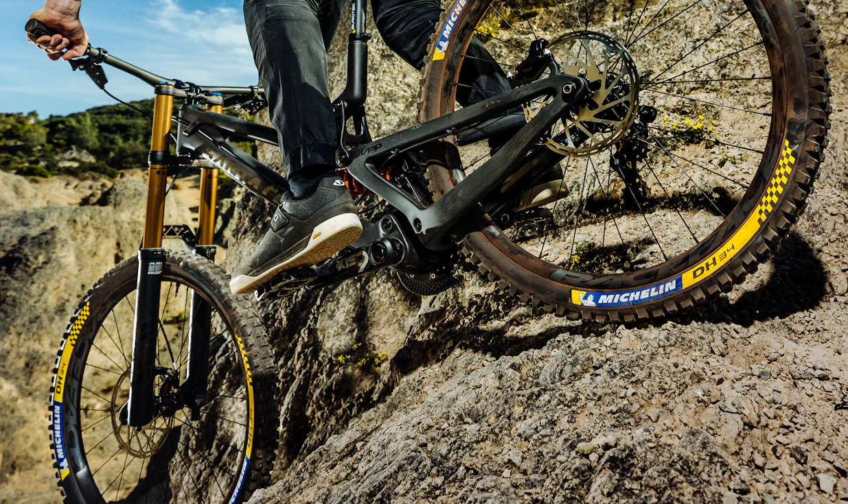 Pneu Michelin DH 34 - Magi-XDH - DownHill Shield - BeadtoBead - Tubeless Ready - Image 4